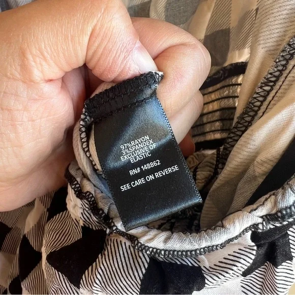 Torrid Challis Tie Straps Romper - Size 1X Gingham Summer Beach Vacation - Picture 6 of 10